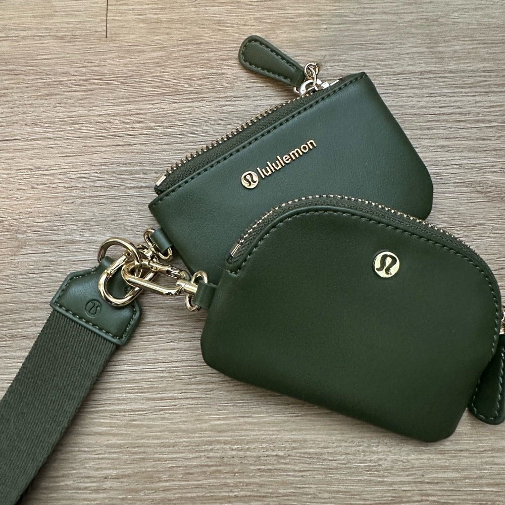 Lululemon Dual Pouch Wristlet
